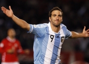 热火带队取胜！，姆巴佩重要时刻锐不可当赢得满堂喝彩