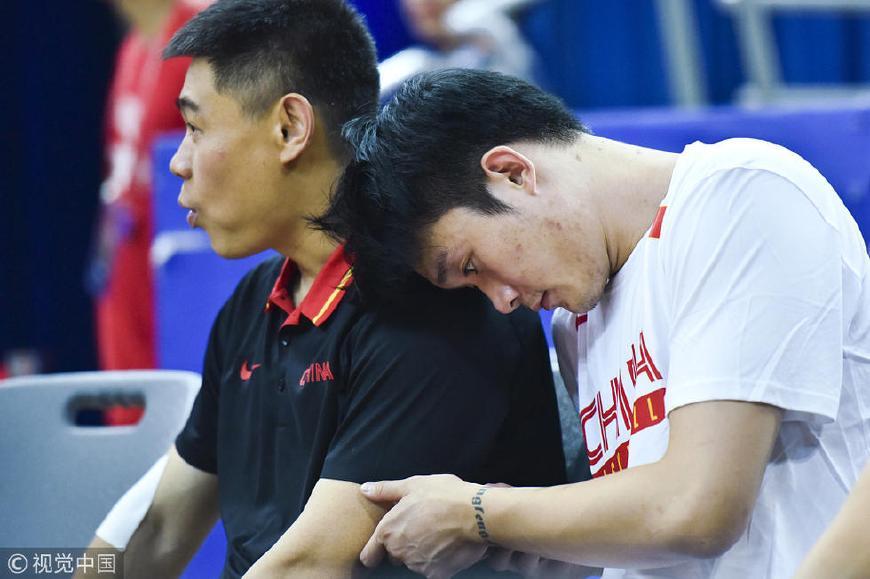 NBA常规赛首回合激情夜！赵继伟里突外投，利雅得新月惊险纽约尼克斯的简单介绍