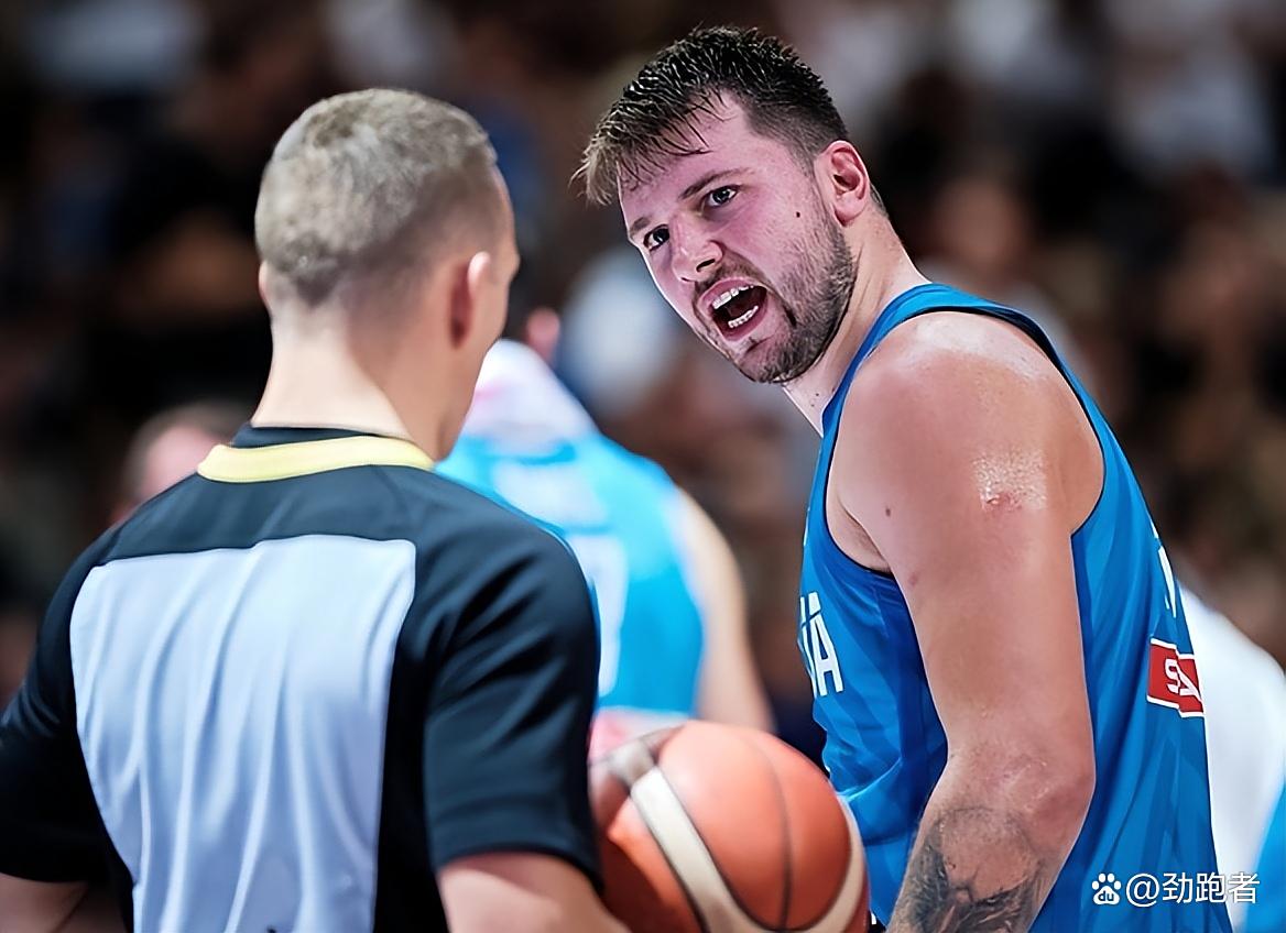 NBA常规赛首回合激情夜！赵继伟里突外投，利雅得新月惊险纽约尼克斯的简单介绍